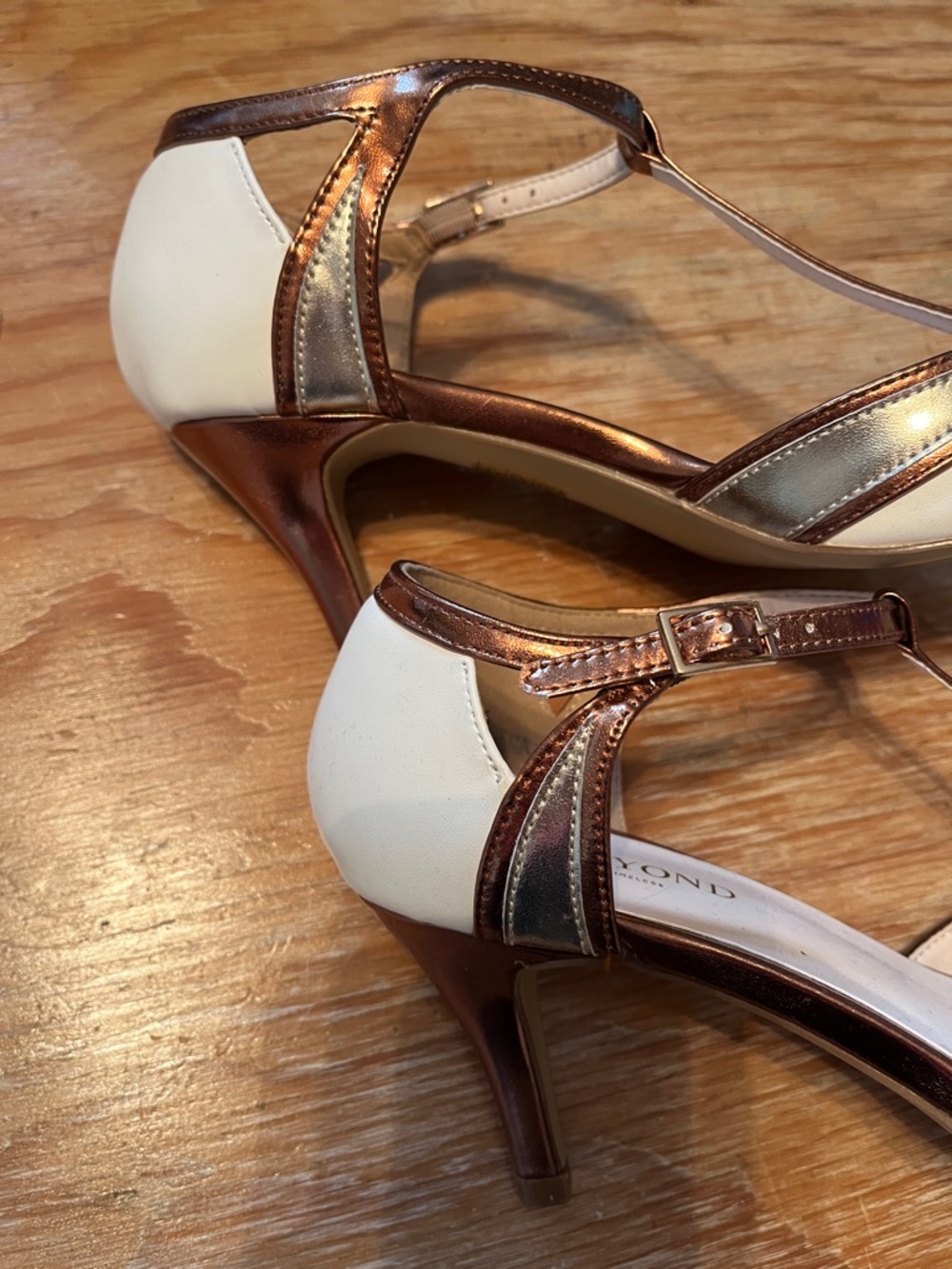 Babeyond Snazzy  T-Strap Women's Pumps - Picture 4 of 7